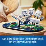 LEGO Family Momentos de Viaje, Manualidad y Actividad en Familia, Juguete de Construcción, Portafotos y Maqueta de Avión, Decoración Mapamundi para Salón, Regalo para Viajeros de 14 Años o Más 41838