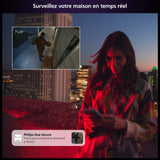 Philips Hue Secure Cámara de Video Vigilancia Inteligente con Base para Exteriores o Interiores, Versión con Cable, Full HD Video, Control de Seguridad e Iluminación en una Sola App, Blanco