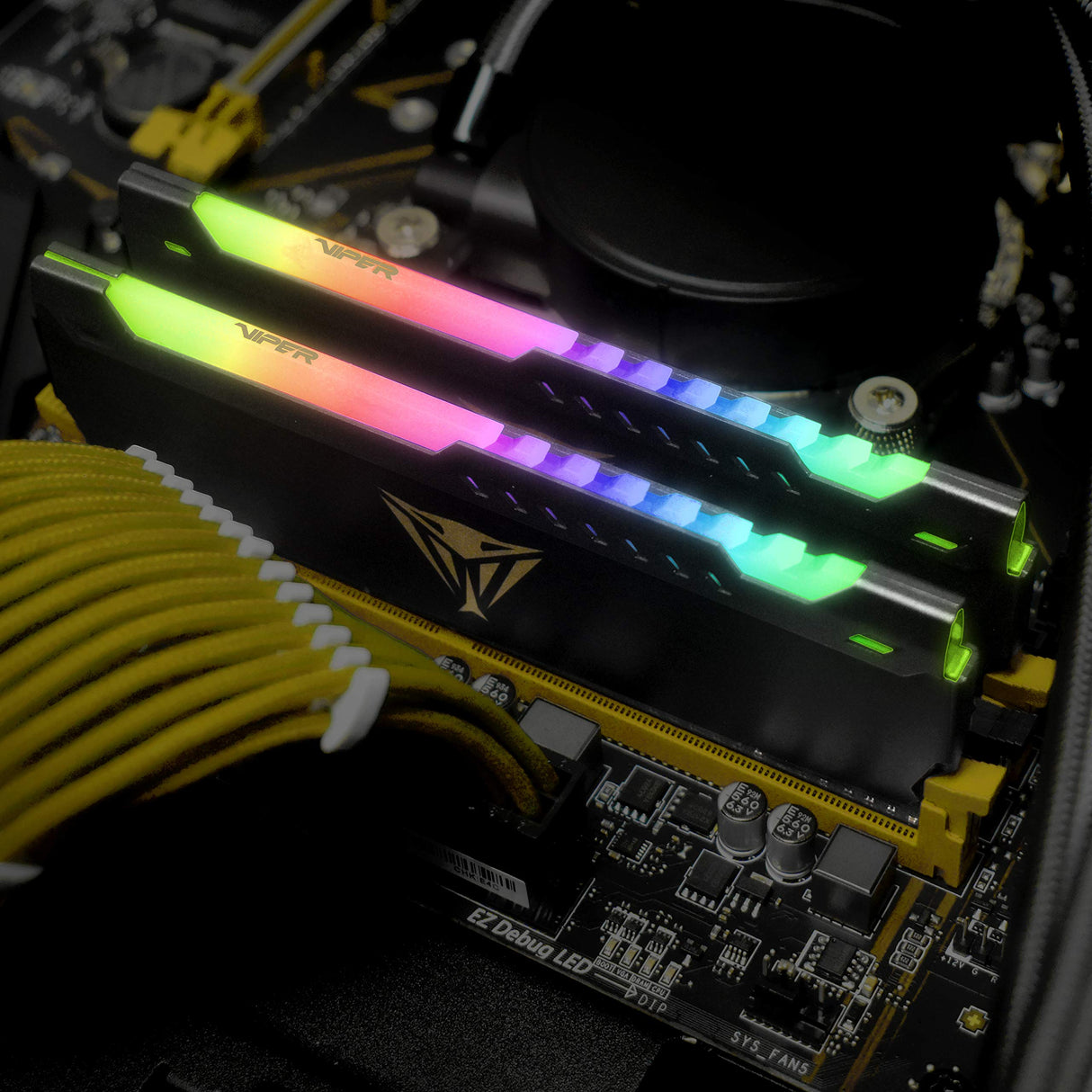 Viper Steel DDR4 3200 MHz 32GB (2x16GB) C16 Kit LED RGB de Memoria Alto Rendimiento Gris