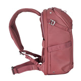 VANGUARD Veo Metro B20L MG - Mochila fotográfica para cámara objetivos y portátil de 14 pulgadas, magenta