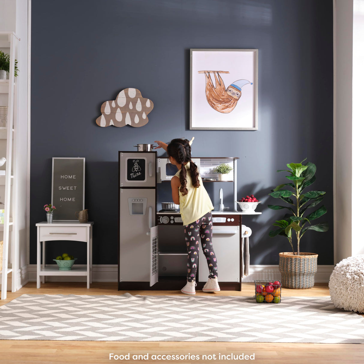 KidKraft Cocina de Juguete de Madera Uptown Espresso para niños con Accesorios incluidos, Teléfono de Juguete y Set Utensilios de Cocinita Infantil, Juguetes niños 3+ años (53260)