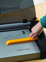 Fellowes Plasma A3 - Guillotina de papel tamaño A4, capacidad de corte 40 hojas, color negro y gris