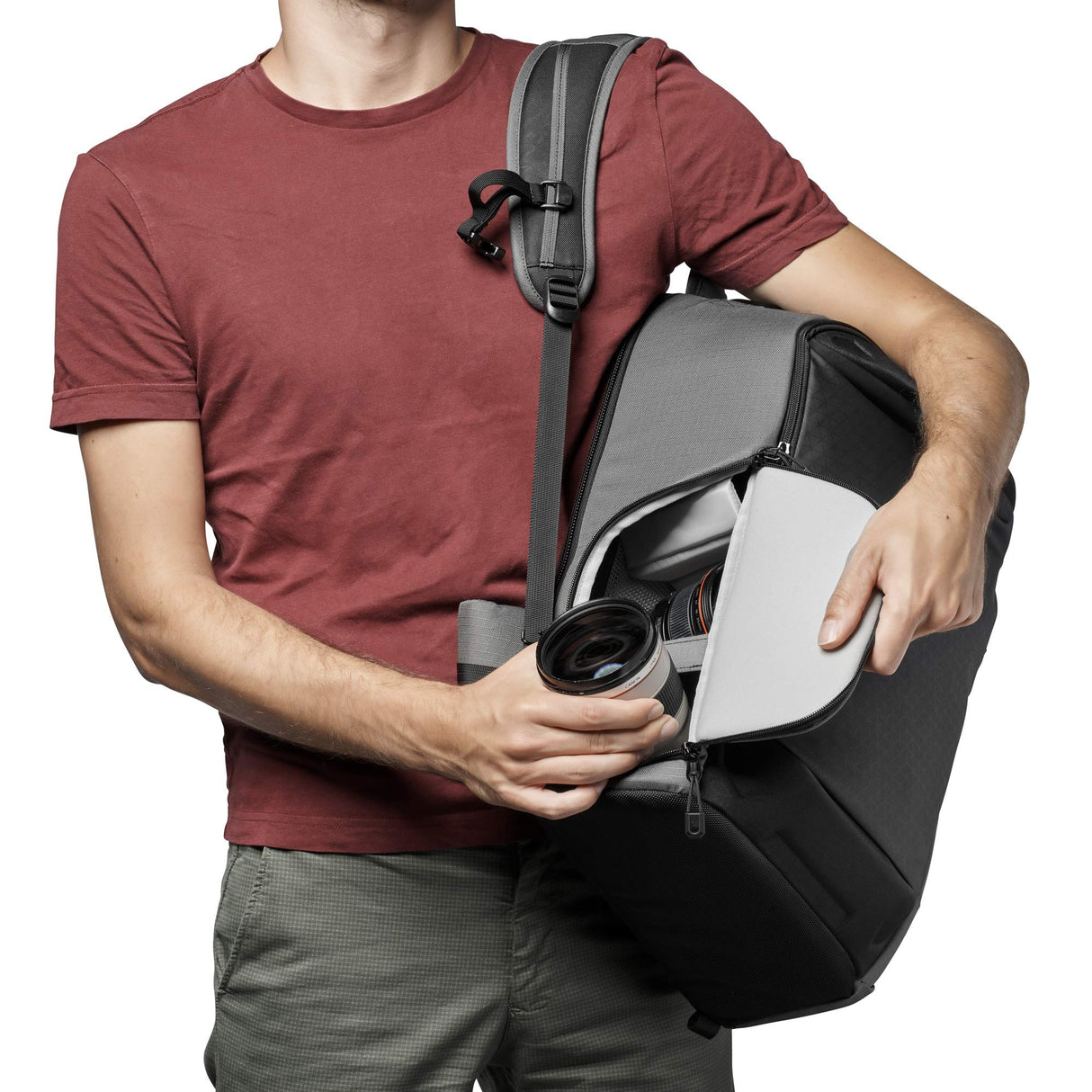 Lowepro Flipside BP 400 AW III Mochila para Cámara Sin Espejo y DSLR - gris oscuro - acceso posterior - acceso lateral - Divisores Ajustables - para Cámaras como Sony α7 - LP37353-PWW