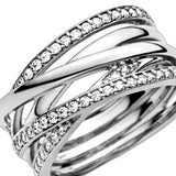 Pandora Timeless Anillo con líneas centelleantes y pulidas de plata con circonitas cúbicas transparentes, talla 58