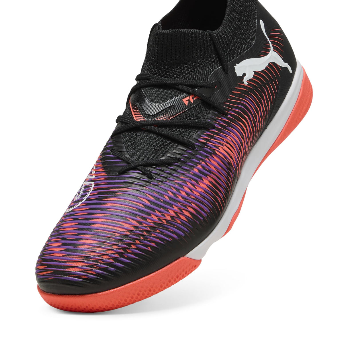 PUMA Future 8 Match IT, Zapatillas de fútbol Unisex Adulto, Black White-Glowing Red, 42 EU