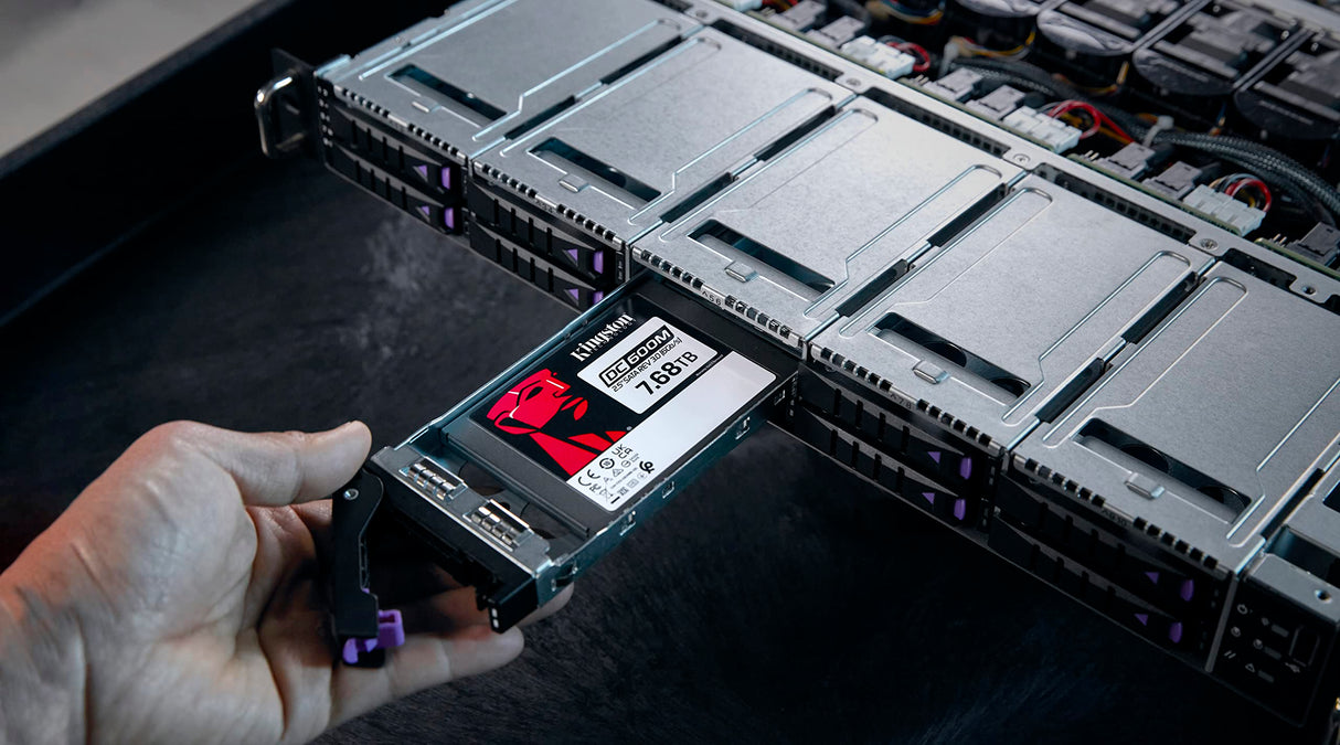 Kingston DC600M SSD 2.5” 1920GB (Uso Mixto) Enterprise SATA SSD - SEDC600M/1920G