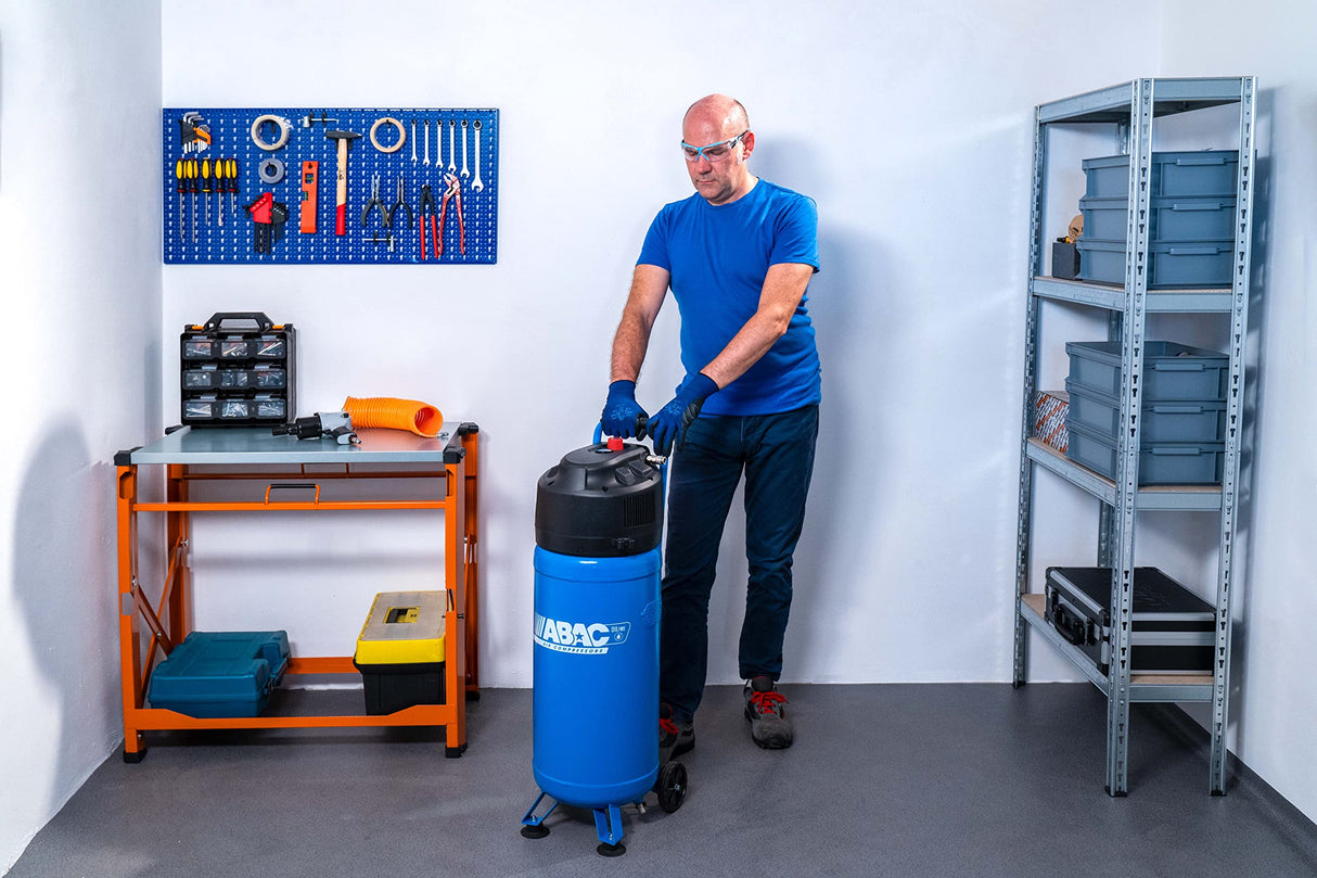 Compresor de aire vertical ABAC EASE-AIR 50V, Compresor de aire sin aceite, Presión máxima 10 bar, Potencia 2 hp, Depósito 50 litros, Nivel sonoro 97 dB (A)