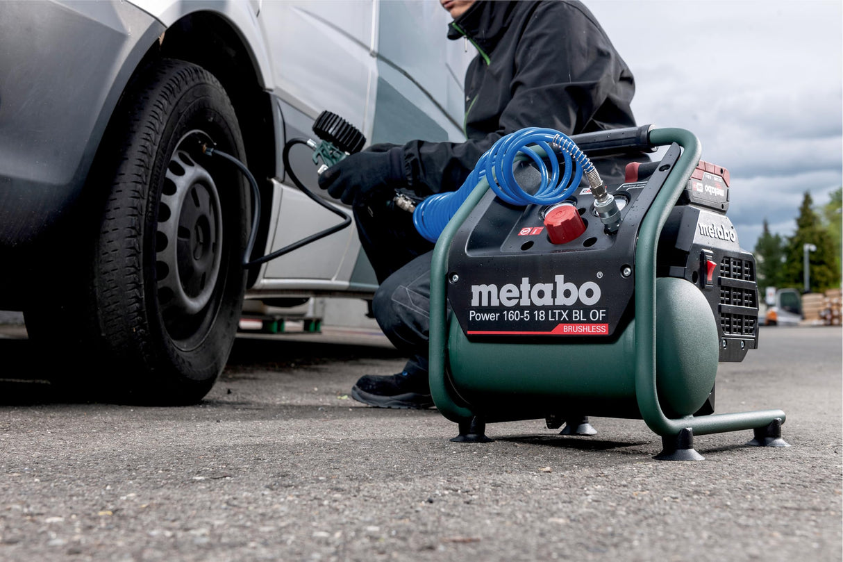 Metabo Compresor sin aceite a batería 18V - Portátil y compacto, 8 bar, 5L, motor Brushless, ideal interiores