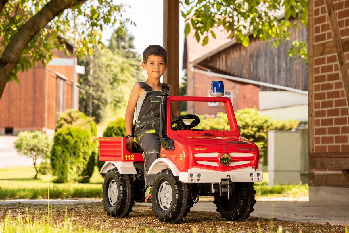 Rolly Toys 038220 RollyUnimog Feuerwehr Edition 2020 (Kinderunimog, Pedfahrzeug) - Incluye RollyFlashlight, Asiento Ajustable, neumáticos silenciosos