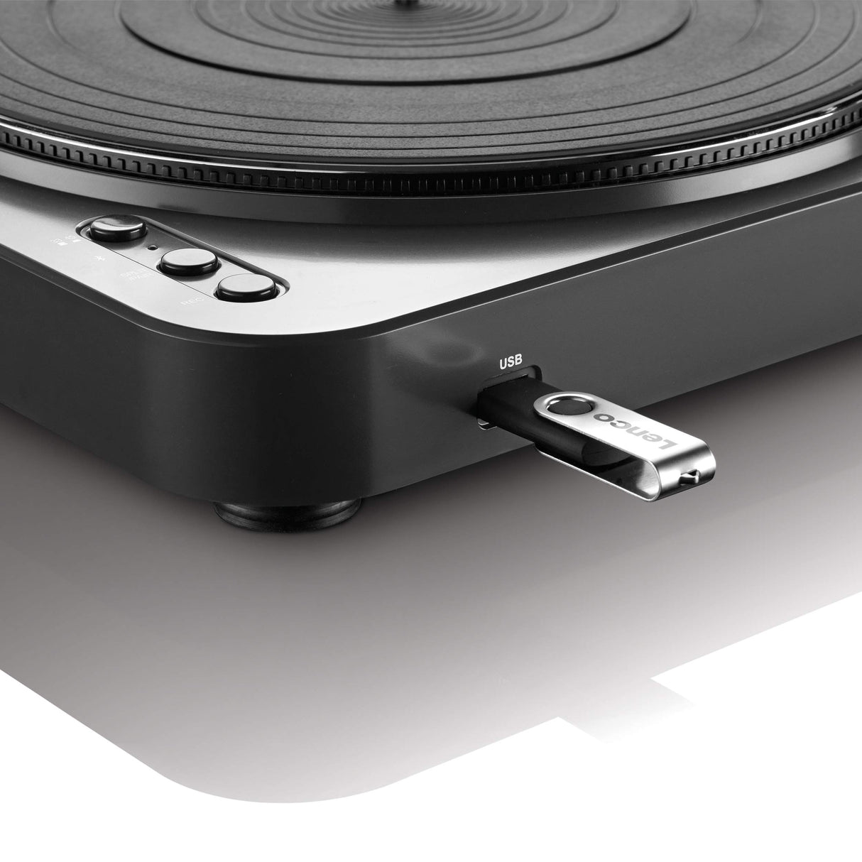 Lenco LBT-120 BK- Giradiscos USB semiautomático - Con Bluetooth - Transmisión por correa - 2 velocidades 33 rpm , 45 rpm - digitaliza sin PC - negro