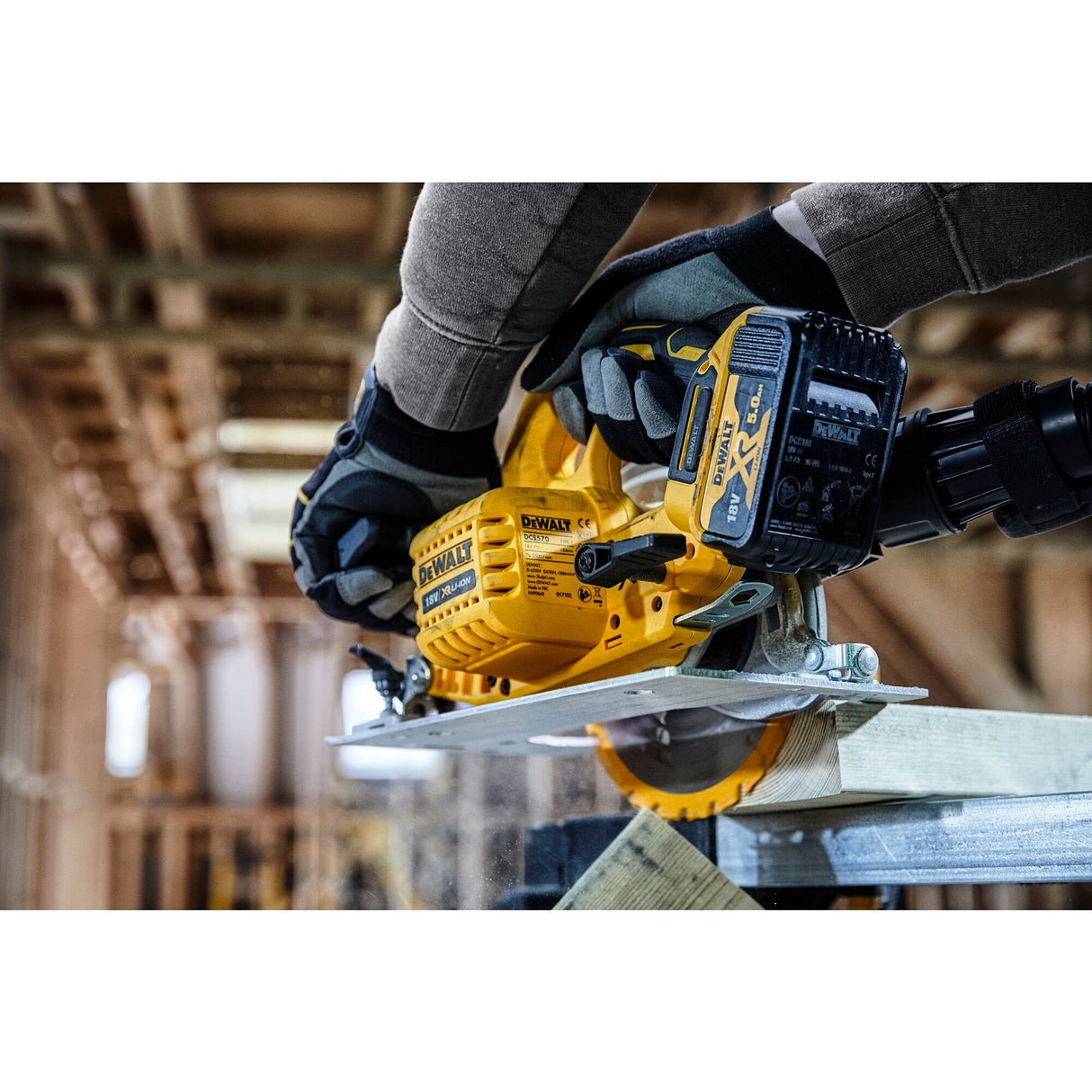 DEWALT Sierra circular manual 18 V/5 Ah