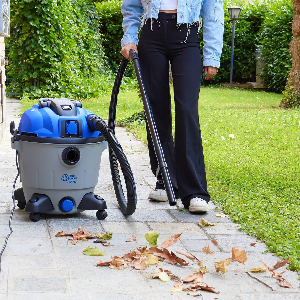 AR Blue Clean Aspirador multiuso 3770 de sólidos y líquidos (1600 W, 35 l)