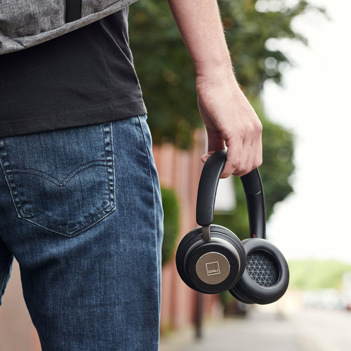 DALI Auriculares IO-4, Hierro Negro