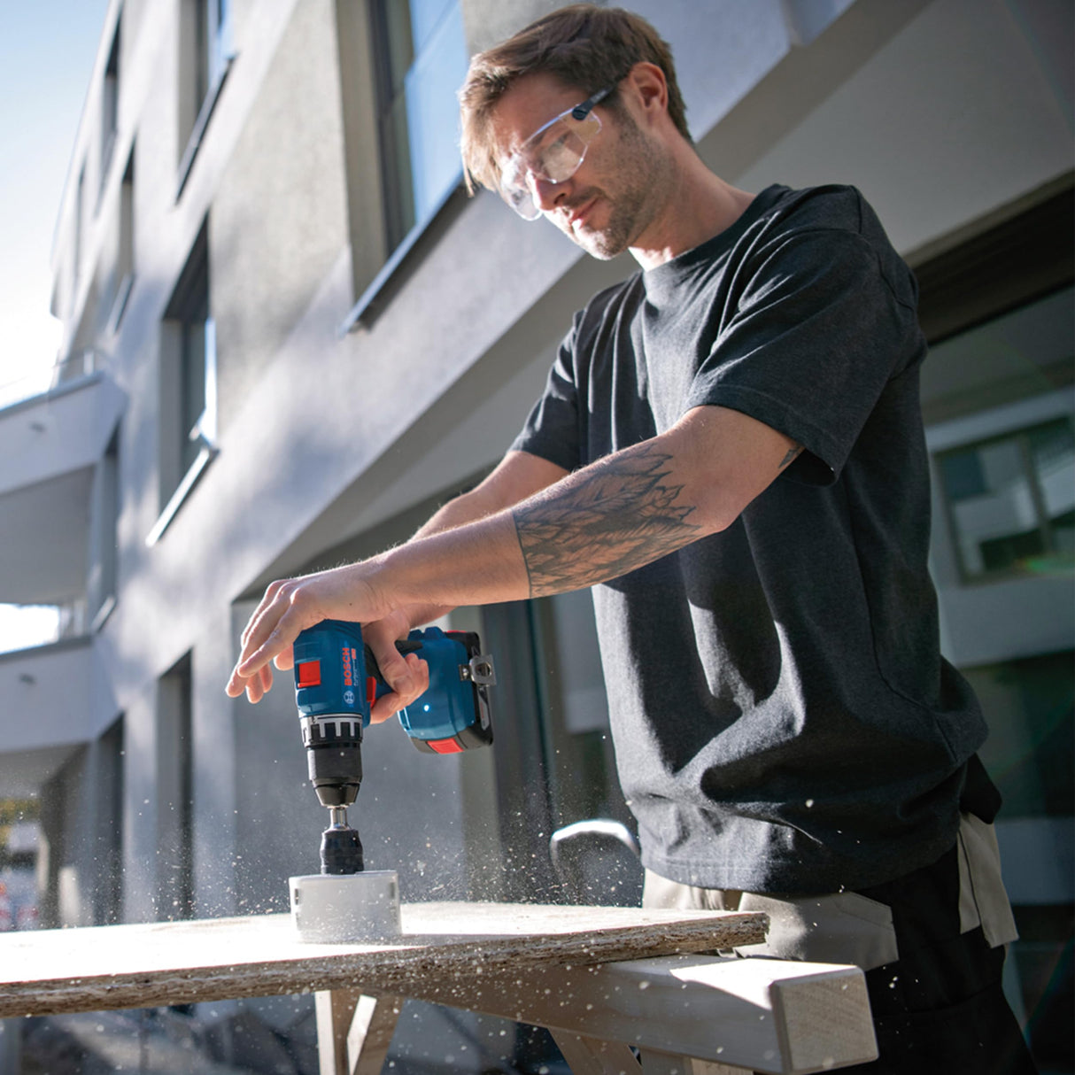 Bosch Professional 18V System GSR 18V-45 - Atornillador a batería (45 Nm, diametro máx. tornillo 8 mm, sin batería, en L-BOXX), Azul