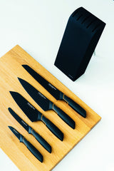 Fiskars Bloque de cuchillos con 5 cuchillos, Ancho: 15,5 cm, Alto: 37 cm, Madera de abedul, Negro, Edge, 1003099