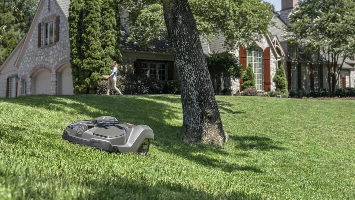 Husqvarna Automower 430X | Robot cortacésped I superficies de césped hasta 3200 m² I pendiente hasta 20% I
