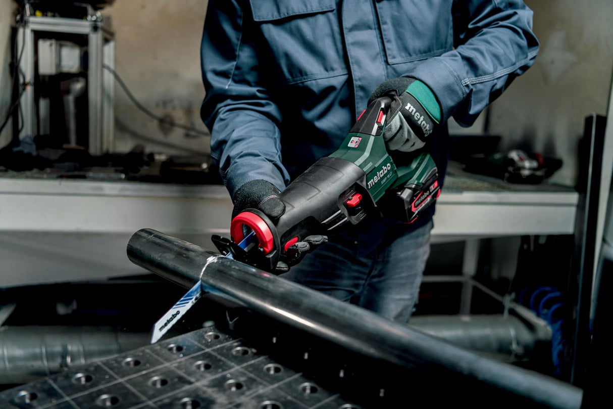 Metabo SSEP 18 LT Sierra reciprocante Alimentado por pilas/cargador, Sin cargador 18 V