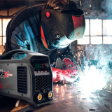 Equipo inverter para soldadura para electrodo recubierto con Alta Frecuencia HF, sinergico y pulsado, con 230A. PRO MAX 230 HF