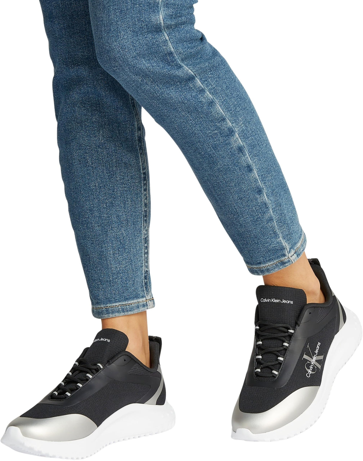 Calvin Klein Runner Sneaker Mujer Eva Runner Low Lace Mix sin Cordones, Negro (Black/Silver), 37