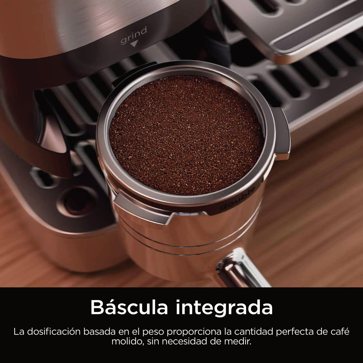 Ninja Luxe Pro Cafetera 3 en 1 para latte, cappuccino, cold brew y espresso con molinillo y espumador de leche integrados, fácil de usar y 5 preajustes automáticos de espuma, plata, ES701EU