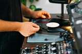 Lenco L-3809 Tocadiscos - Tocadiscos DJ con accionamiento Directo - USB - Preamplificador - 33 y 45 RPM - MMC - RCA - Line out - Azul metálico