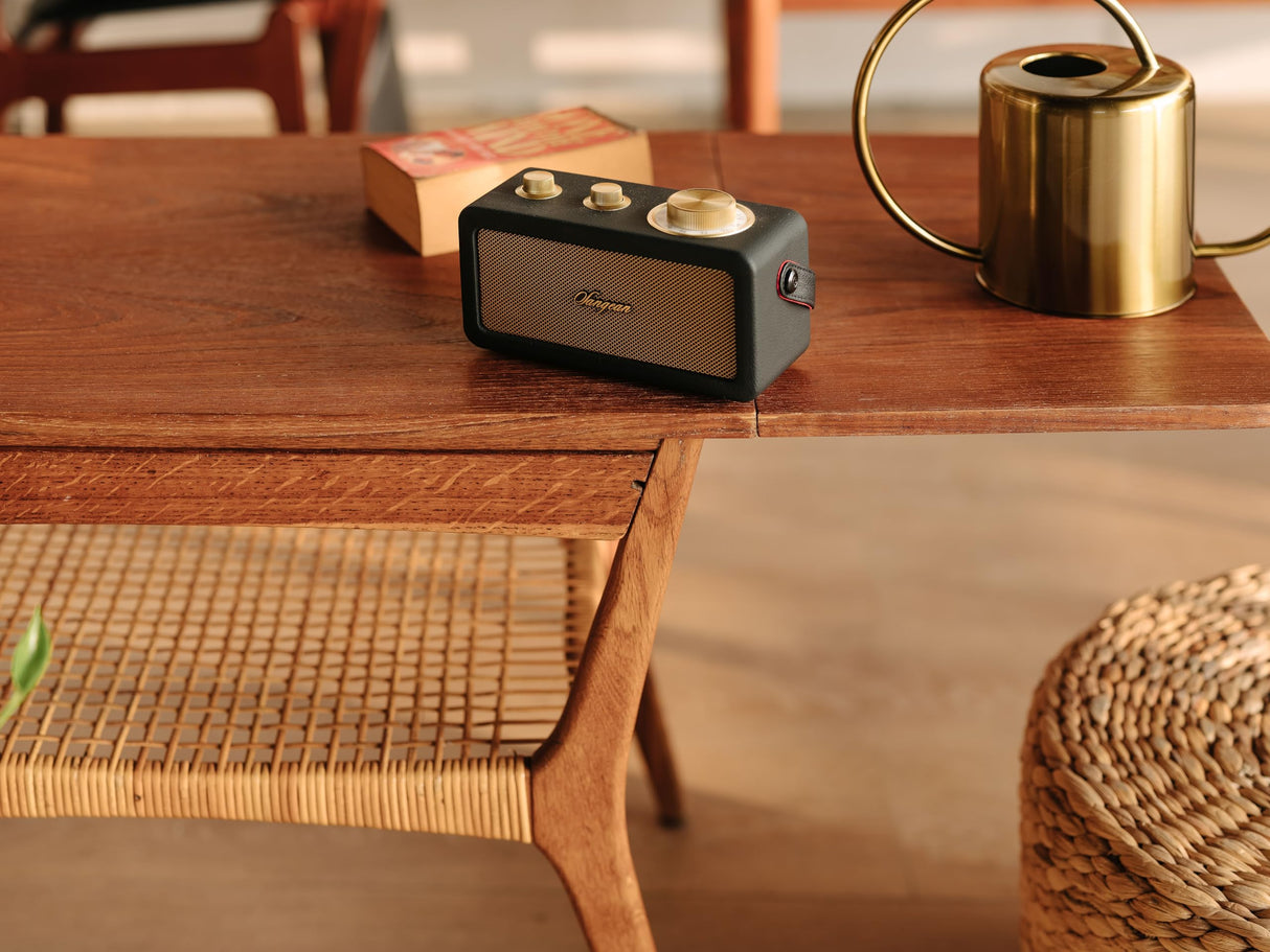 Sangean RA-101 Black Gold. Diseño Retro de Madera y Piel sintética. Bluetooth 5.0. Autonomía 19 Horas con una Carga Completa. AUX-in para Fuentes de Audio externas.