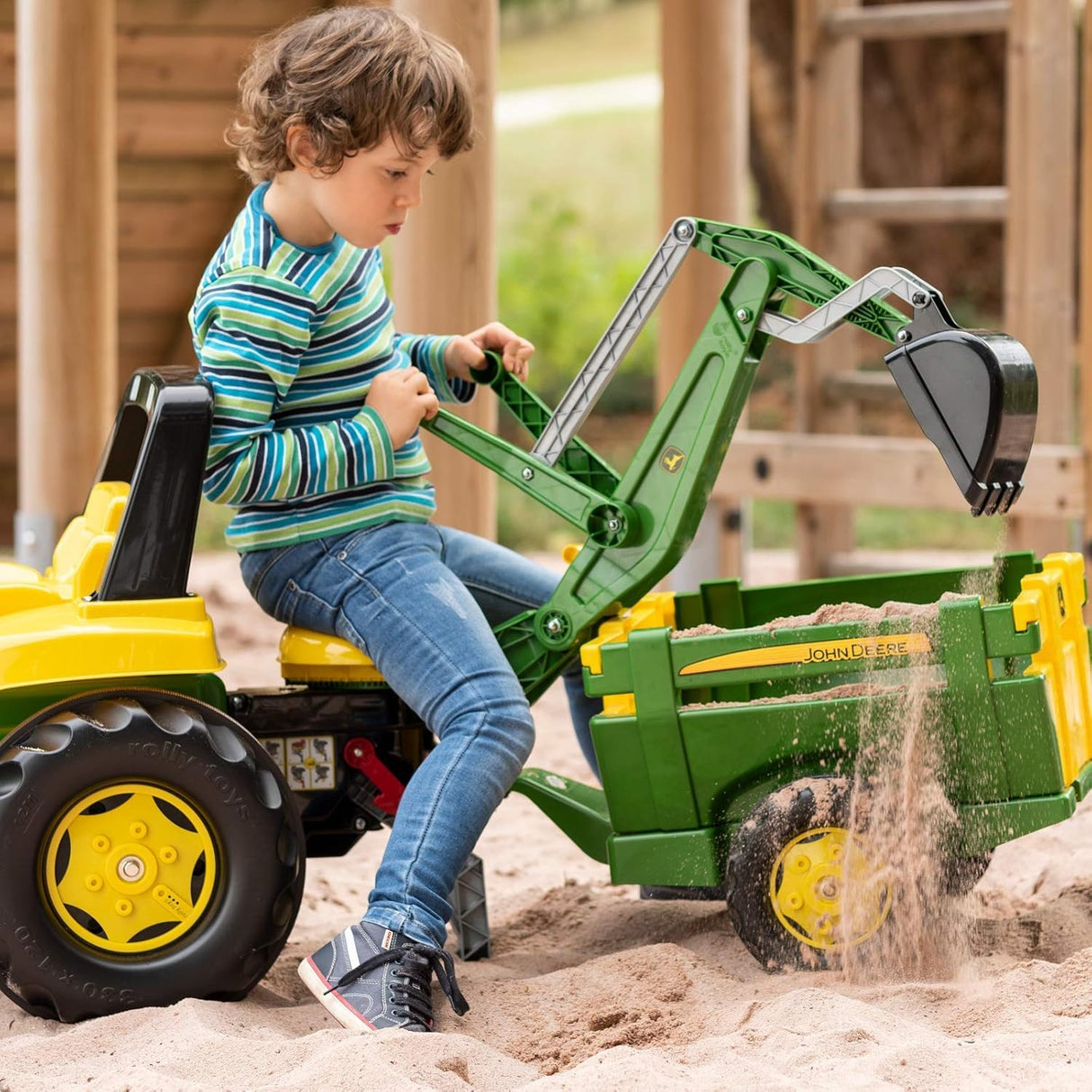 Rolly Toys RollyFarmtrac John Deere 710447 - Juego de 2 Piezas con vehículo a Pedales para niños a Partir de Tres años y Excavadora Trasera con función de Asiento
