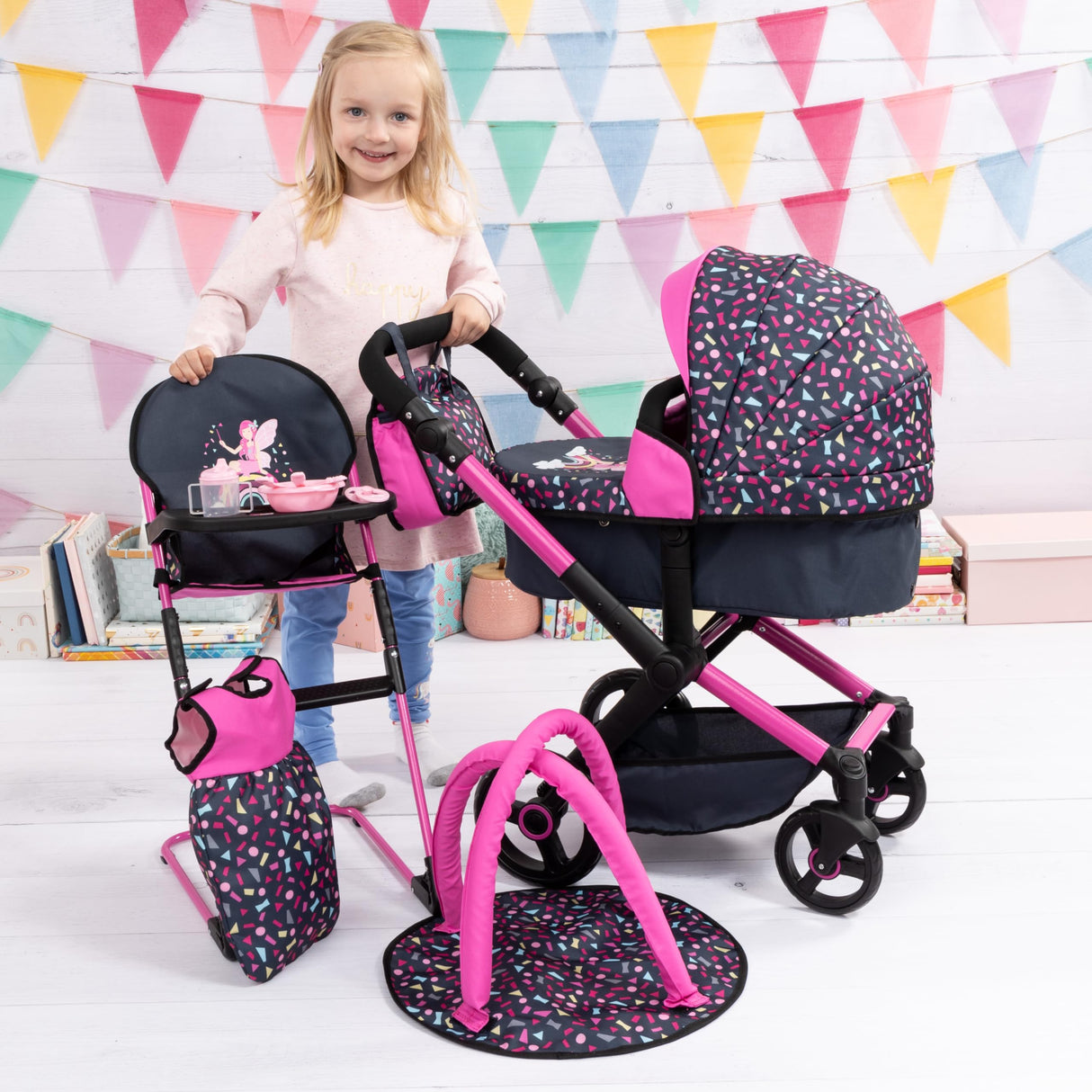 Bayer Design 17080AB Cochecito de muñeca XEO, Convertible, Regulable en Altura, Trona para muñeco bebé, Bolsa, Saco de Dormir, Gimnasio Actividades, Accesorios