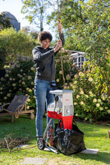 IKRA trituradora eléctrica de jardín ILH 3000 S, potente 3000 W, grosor de ramas de hasta 44 mm, incl. bolsa colectora de 45 l