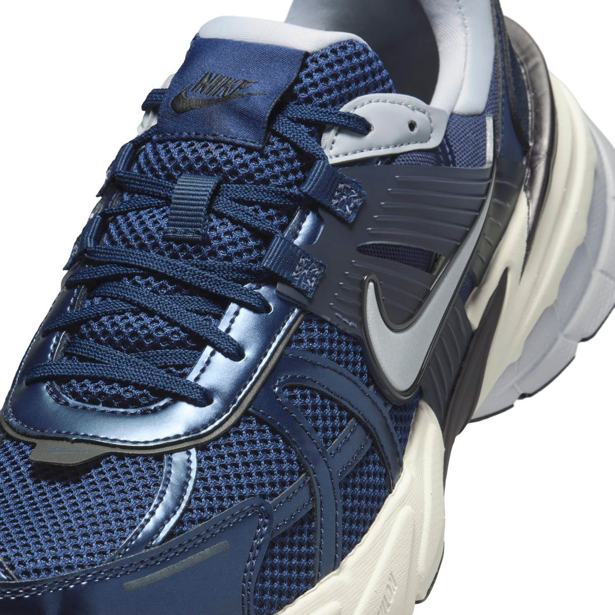 NIKE V2k Run, Sneaker Hombre, Obsidian Obsidian Thunder Blue Wolf Grey, 42 EU
