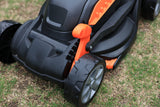 Yard Force Cortacésped LM C33 con batería de 20 V/4,0 Ah, Ancho de Corte Aprox. 33 cm, Altura de Corte Regulable 20 – 60 mm, con Saco híbrido de 30 litros, Incluye batería y Cargador
