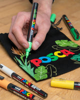Uni-Ball 186840 - POSCA Marker Set, 40 rotuladores acrílicos en anchos de trazo PC-1MC, PC-3M, PC-5M, PC-8K