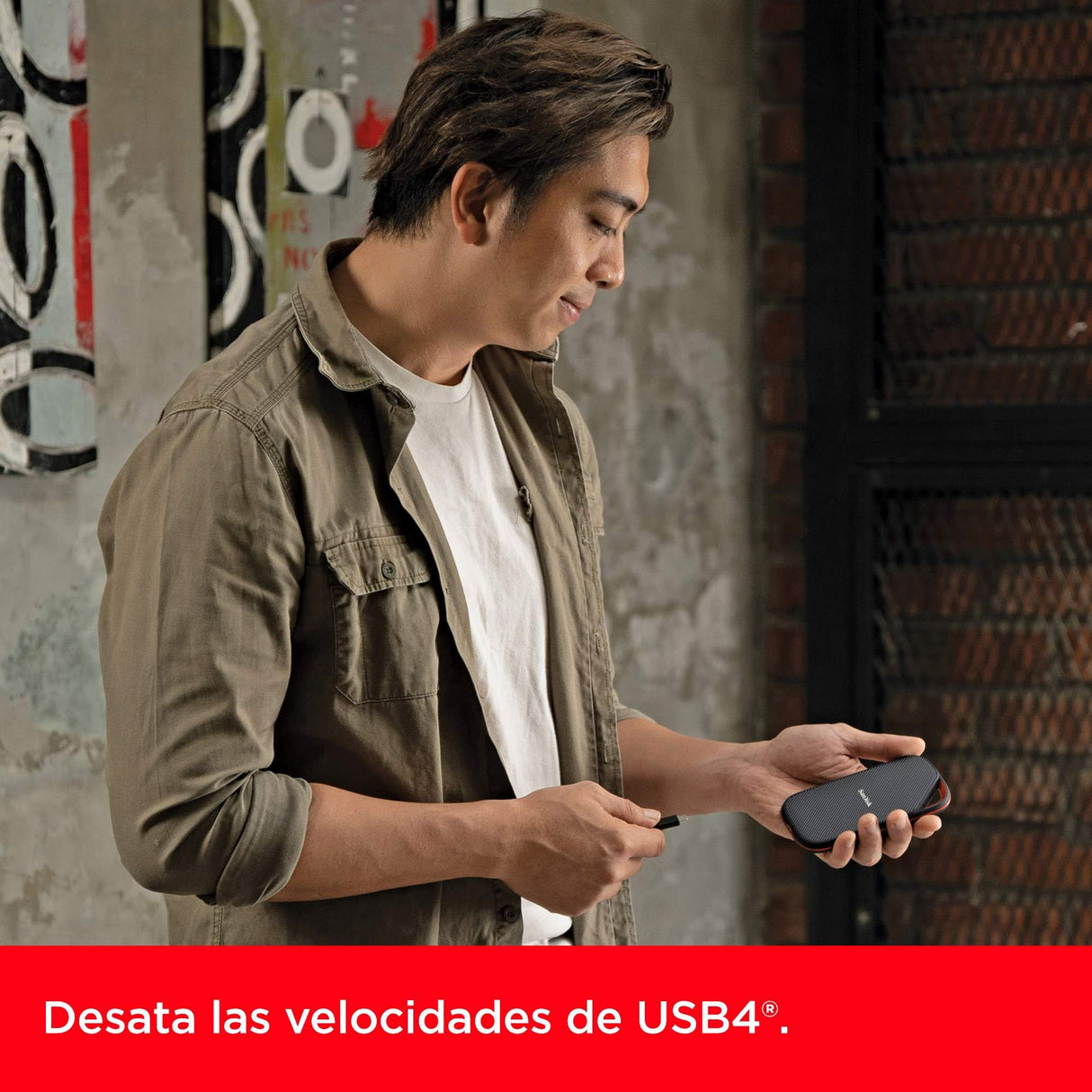 SANDISK Extreme Pro SSD Externo Portátil con USB4, 4TB (40 GB/s, hasta 3800 MB/s de Velocidad de Lectura y hasta 3700 MB/s de Velocidad de Escritura) Negro