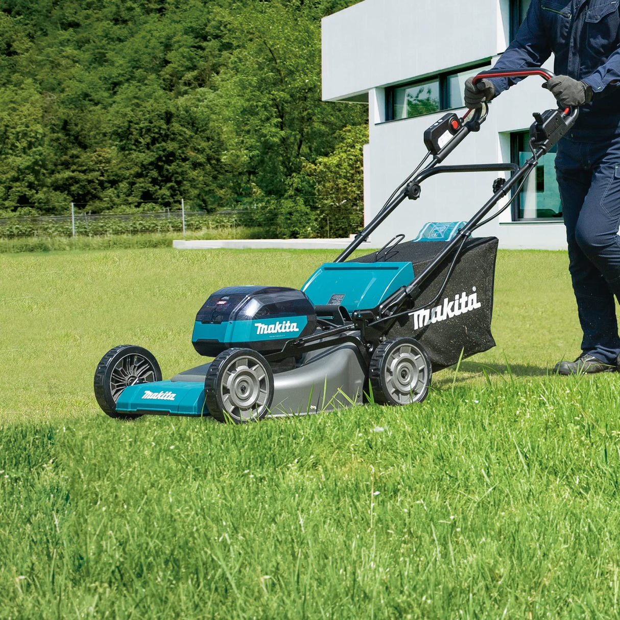 Makita LM002GZ 40V MAX Li-Ion XGT - Cortacésped sin escobillas de 53 cm - Baterías y Cargador no incluidos