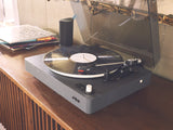 Jam Spun Out Tocadiscos Inalámbrico - Tocadiscos Bluetooth, Reproductor de Vinilo de 3 Velocidades Portátil con Cubierta Protectora, Salida de Auriculares, Aux-In, MP3, Negro