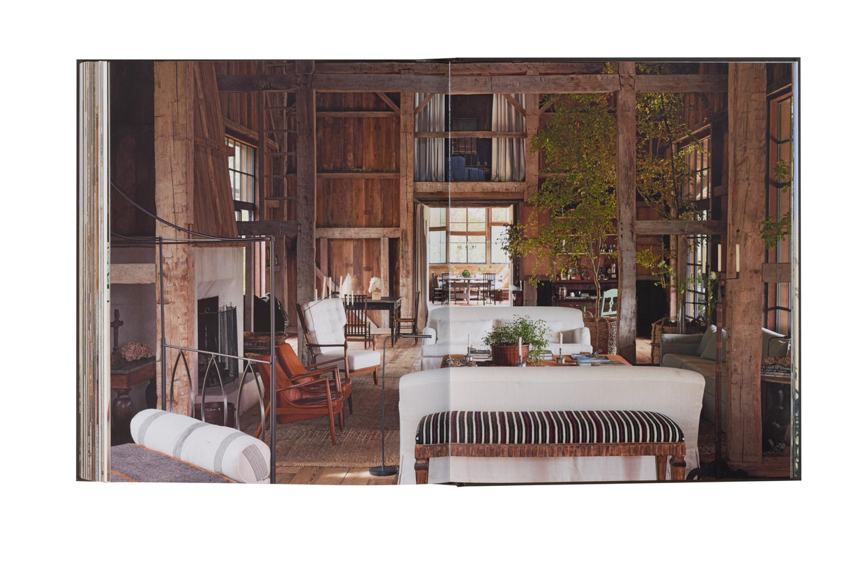 Isabel López-Quesada: Town & Country