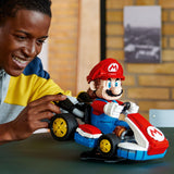 LEGO Mario Kart: Mario y Kart Estándar - Maqueta de Coche para Adultos con Figura Articulada - Set Nintendo para Aficionados al Videojuego - Regalo Gamer 72037