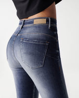 Salsa Vaqueros Secret Glamour Push in Capri Lavado Premium