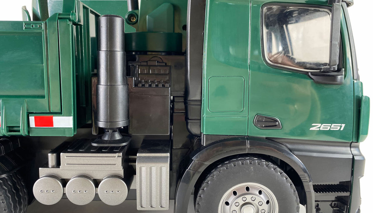 Amewi Mercedes-Benz Arocs Camión grúa con volquete RTR Verde, Incluye batería y Mando a Distancia