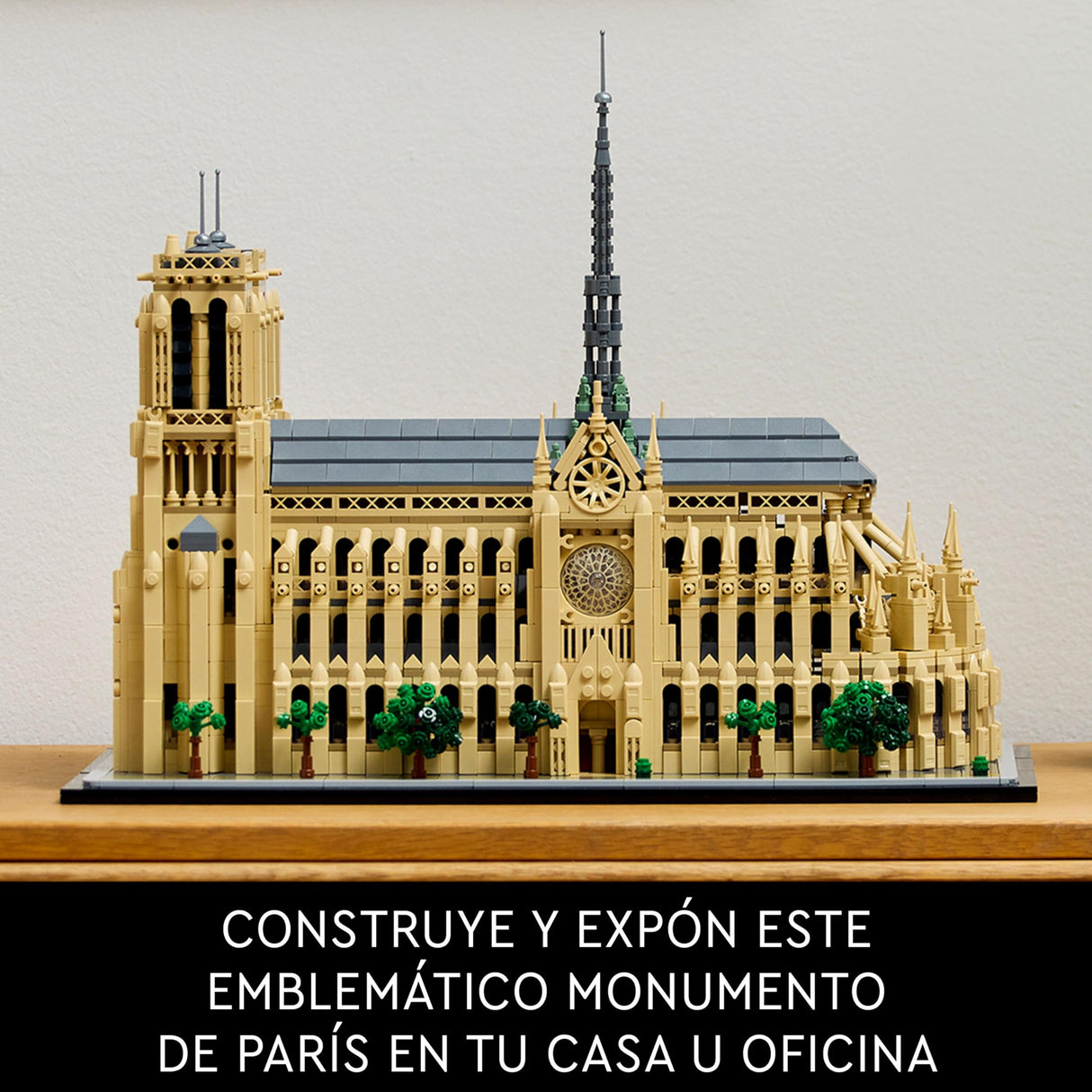 LEGO Architecture Notre Dame de París Maquetas para Construir para Adultos, Set de Arquitectura de Catedral, Recuerdo de Historia de Francia, Regalo para Hombres, Mujeres, Padres y Madres 21061