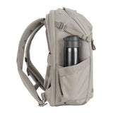 VANGUARD Veo Metro B20L CM - Mochila fotográfica para cámara objetivos y portátil de 14 pulgadas, crema