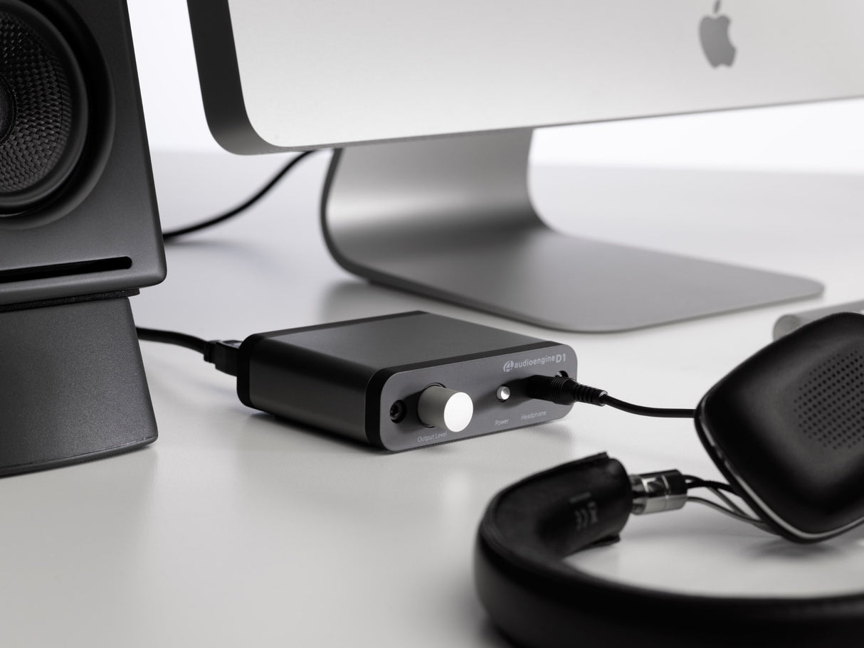 Audioengine D1 32-bit Portable DAC and Headphone Amp, Preamp, Laptop Desktop Headphone Amplifier, Pro Gaming and Musicians