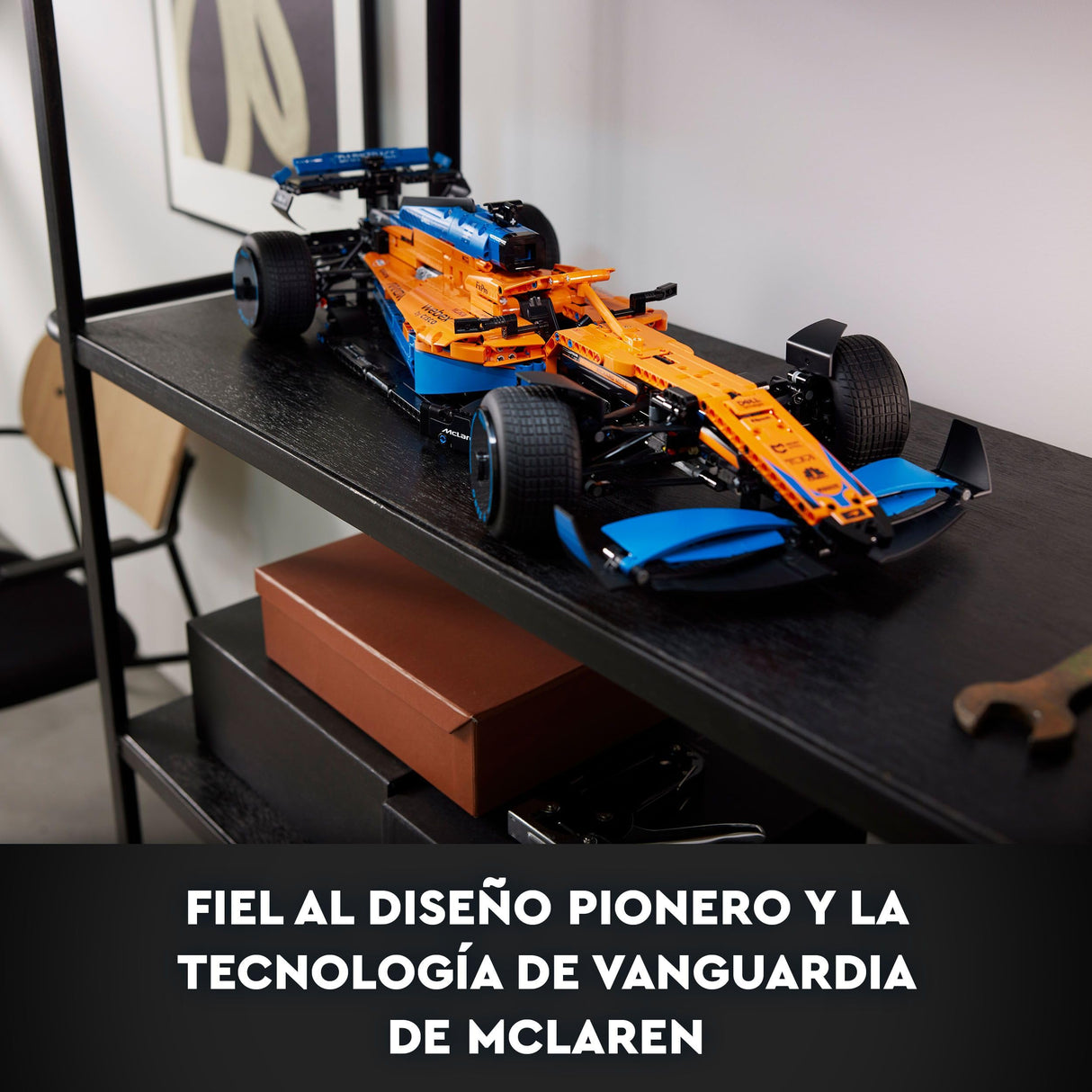 LEGO 42141 Technic Coche de Carreras McLaren Formula 1, Maqueta de Construcción para Adultos, Deportes de Motor, Replica Deportivo F1 Coleccionable, Regalo para Hombres y Mujeres