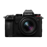 Panasonic DC-S5DNE-K Lumix S5D Cuerpo de Cámara Sin Espejo de Fotograma Completo, 24,2 MP, Grabación 4K 60P, Live View Finder, Monitor De Ángulo Libre, Wi-Fi,con Lente S-R1840E 18-40 mm S,S5D (Nuevo)