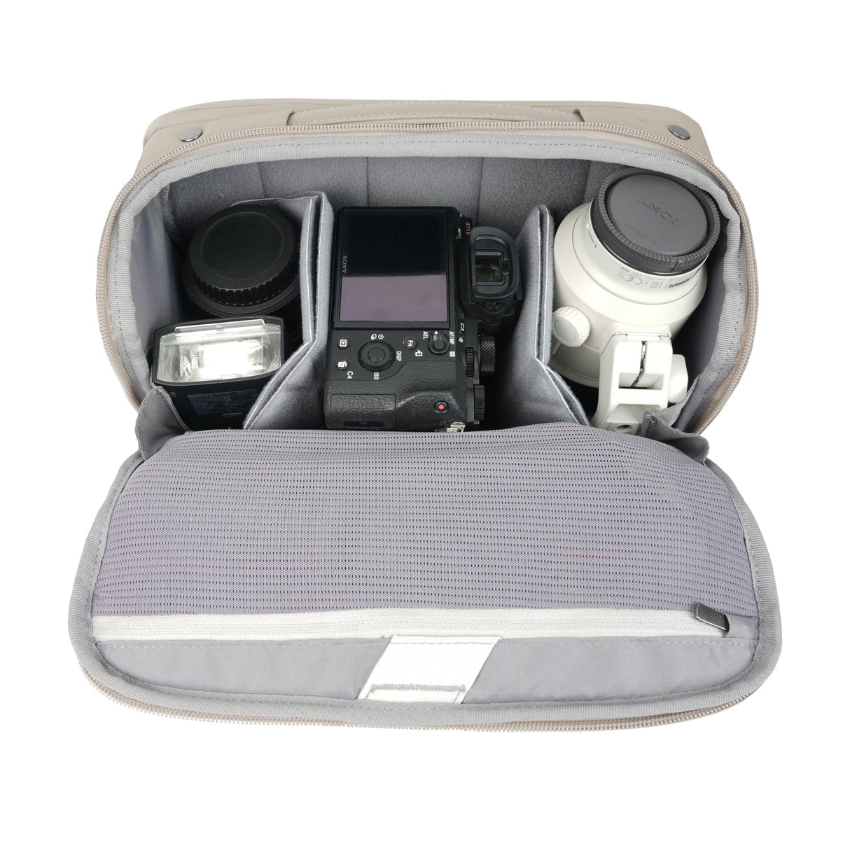 Vanguard Veo Metro S7L CM - Bolsa de fotógrafo para cámara, Objetivos y Tablet de 11 Pulgadas, Crema
