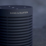 Bang & Olufsen Beosound Explore Altavoz de 360 Grados Bluetooth Portátil Inalámbrico de Alta Gama para Uso en Exteriores, Casa y Viaje, IP67 Resistente al Agua y Polvo, Hasta 27 horas Navy