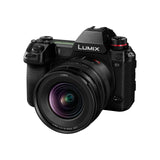 Panasonic LUMIX S Pro S-R1635E - Objetivo (F4, 16-35 mm, filtro de 77 mm, resistente a salpicaduras de agua y protección contra el frío) negro