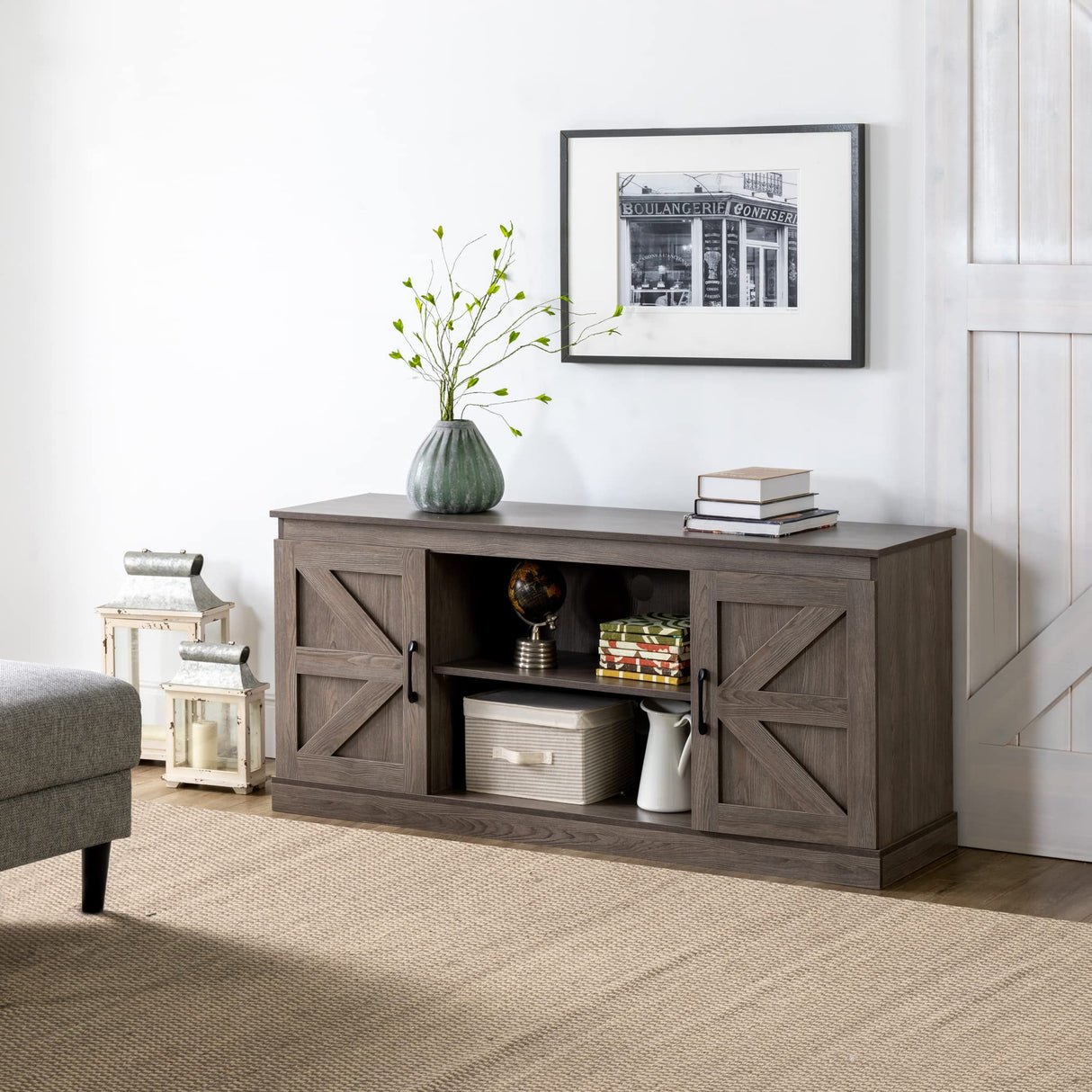 Zinus Wade Mueble TV - Mueble TV 147x67x40 cm - Mueble con armario - Diseño estilo granja - Gris