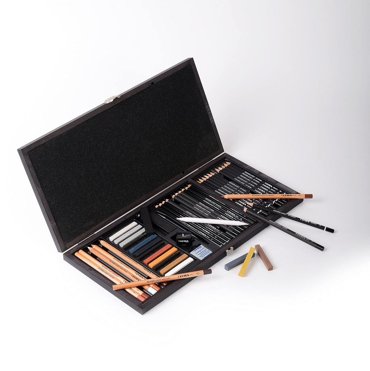 LYRA Rembrandt, Set de Esbozo para Bellas Artes, Caja de Madera, colores surtidos, 47 unidades