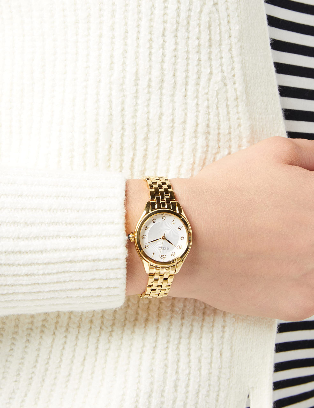Seiko Reloj Analógico para Mujeres de Cuarzo con Correa en Metal SUR384P1